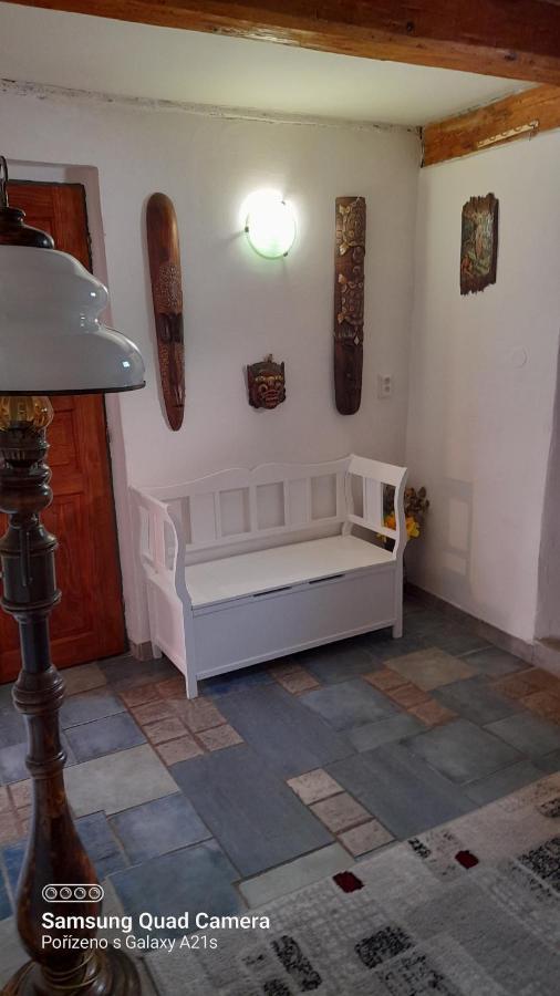 Atelier Spojovaci * Cesky Krumlov