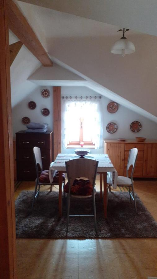 Atelier Spojovaci Apartment
