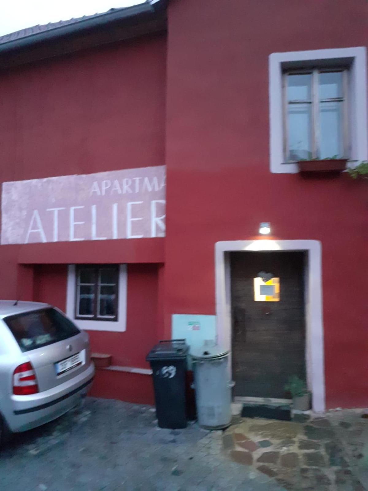 Atelier Spojovaci *